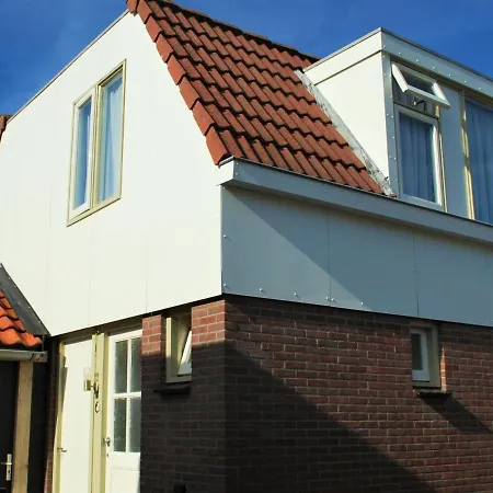 Holiday home Seahorse Egmond aan Zee